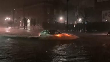 Últimas noticias meteorológicas de EE. UU .: La ciudad de Nueva York sufre la hora más lluviosa registrada cuando azota la tormenta Ida, con la declaración del estado de emergencia |  Noticias de EE. UU. Últimas noticias meteorológicas de EE. UU .: La ciudad de Nueva York sufre la hora más lluviosa registrada cuando azota la tormenta Ida, con la declaración del estado de emergencia |  Noticias de EE. UU.